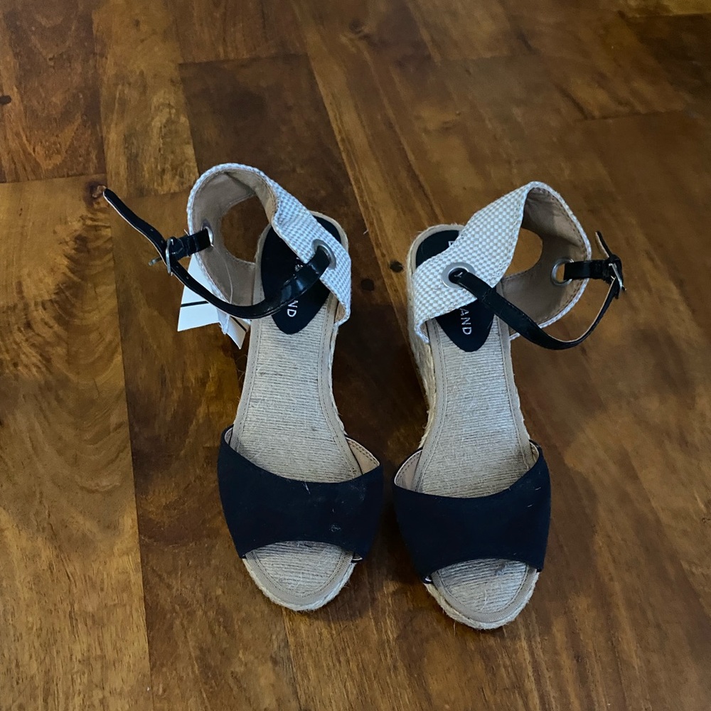 Lucky brand 8 1/2 espadrilles